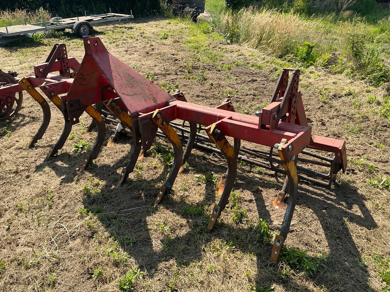 Fixed tooth cultivator - Kultivator: slika Fixed tooth cultivator - Kultivator Fixed tooth cultivator - Kultivator: slika Fixed tooth cultivator - Kultivator