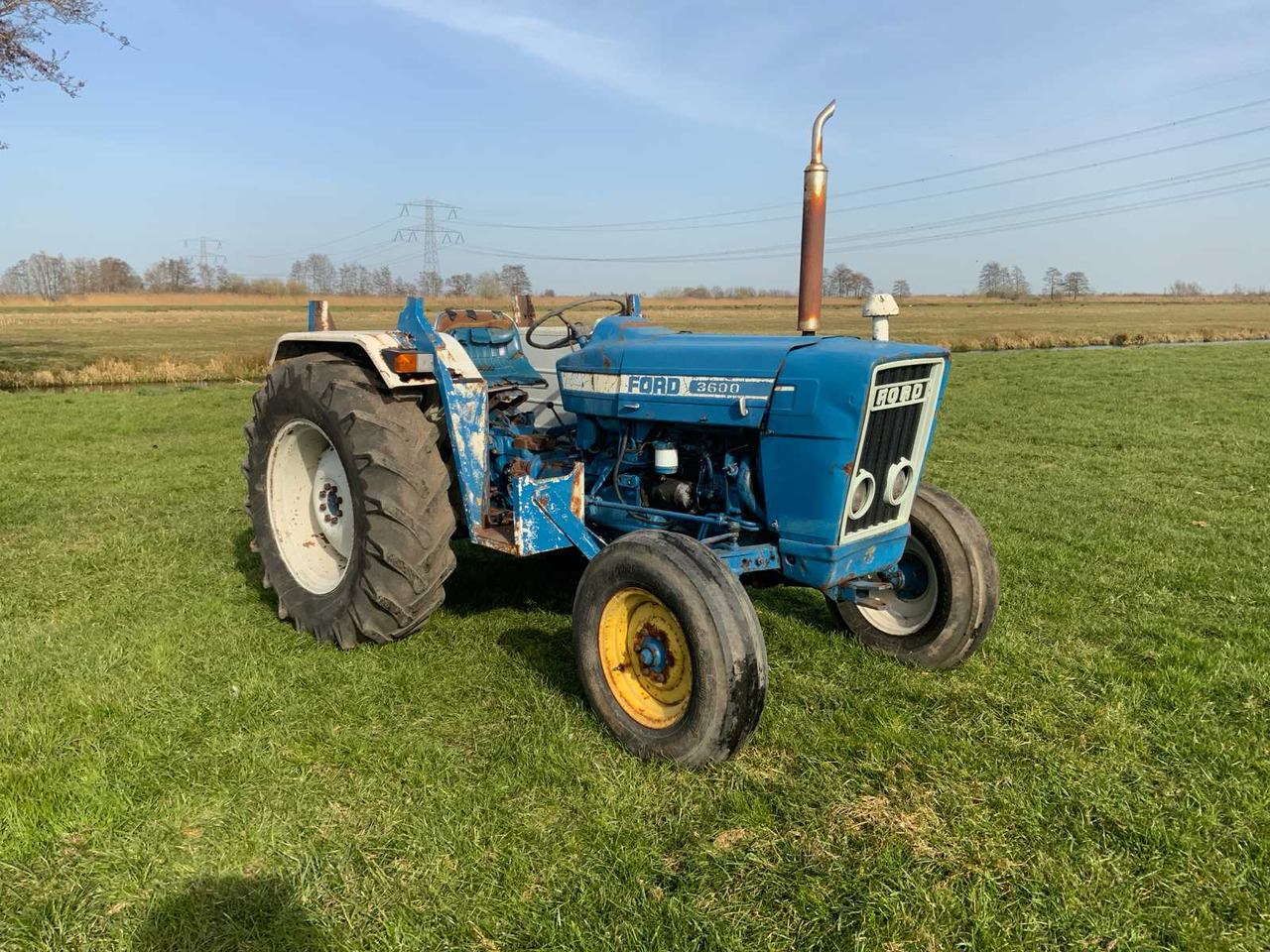 Ford 3600 - Traktor: slika Ford 3600 - Traktor Ford 3600 - Traktor: slika Ford 3600 - Traktor