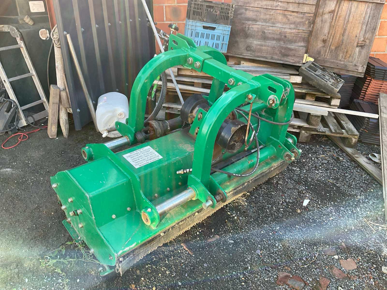 GEO Mower AGN 160 - Malčer sa čekićima: slika GEO Mower AGN 160 - Malčer sa čekićima GEO Mower AGN 160 - Malčer sa čekićima: slika GEO Mower AGN 160 - Malčer sa čekićima