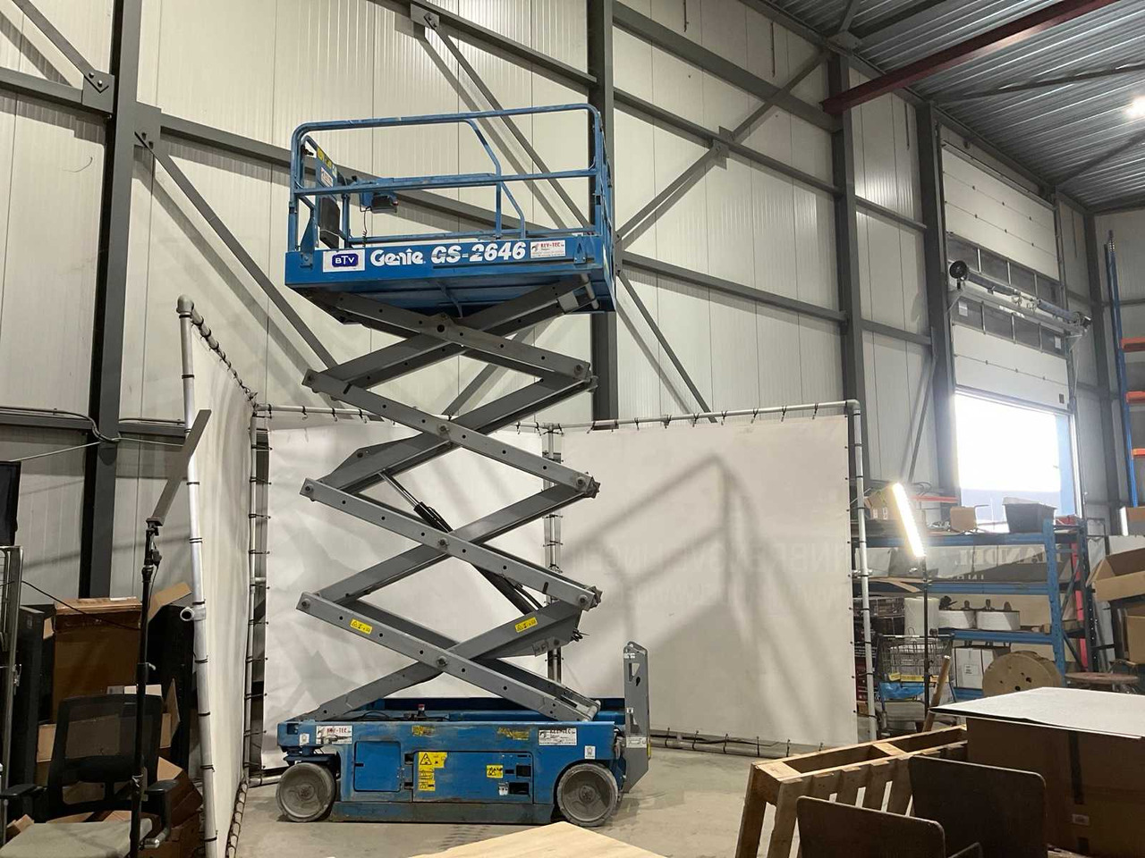 Genie GS 2646 - Podizna platforma: slika Genie GS 2646 - Podizna platforma Genie GS 2646 - Podizna platforma: slika Genie GS 2646 - Podizna platforma