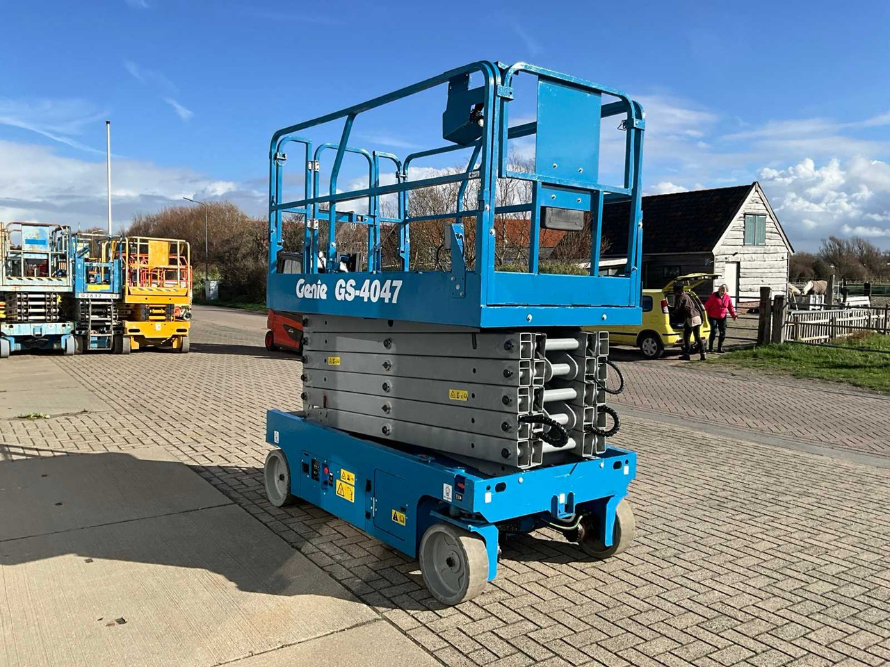Genie GS-4047 - Podizna platforma: slika Genie GS-4047 - Podizna platforma Genie GS-4047 - Podizna platforma: slika Genie GS-4047 - Podizna platforma