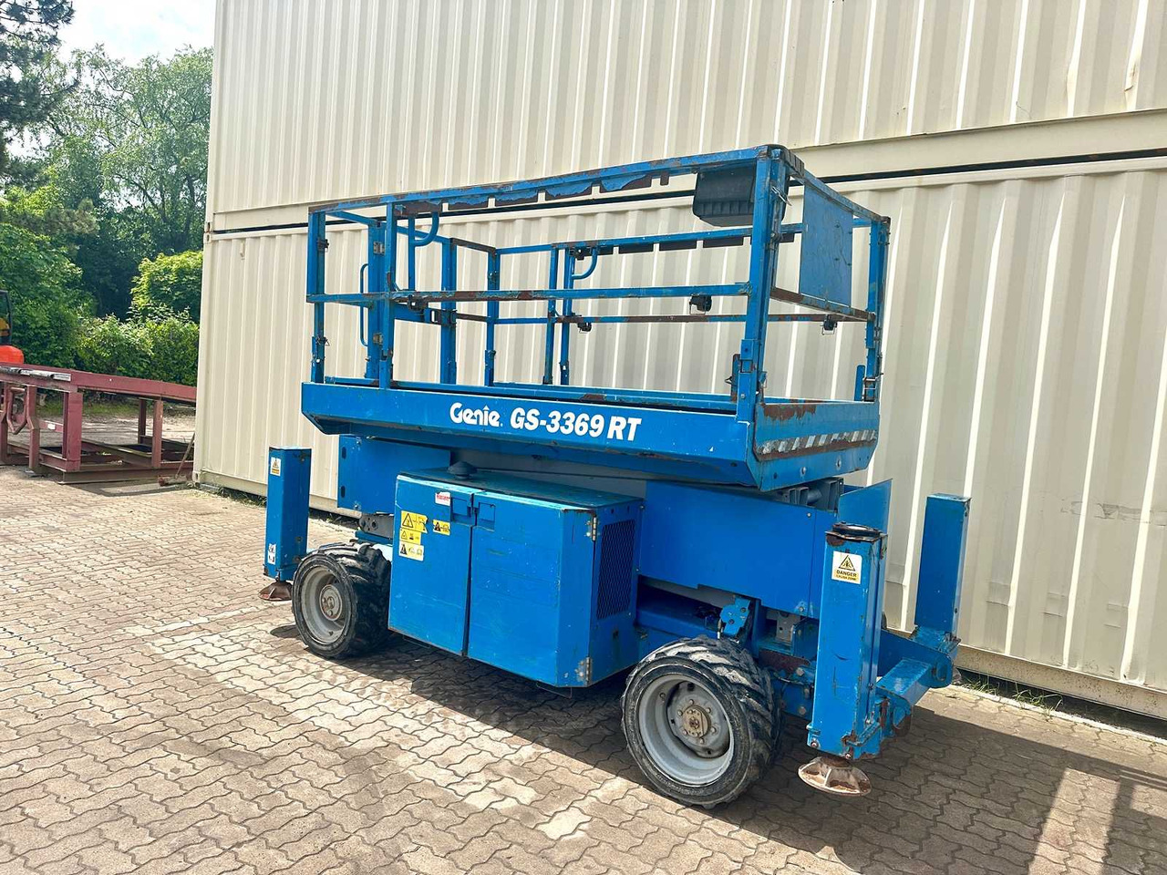 Podizna platforma Genie GS3369RT 4x4: slika Podizna platforma Genie GS3369RT 4x4