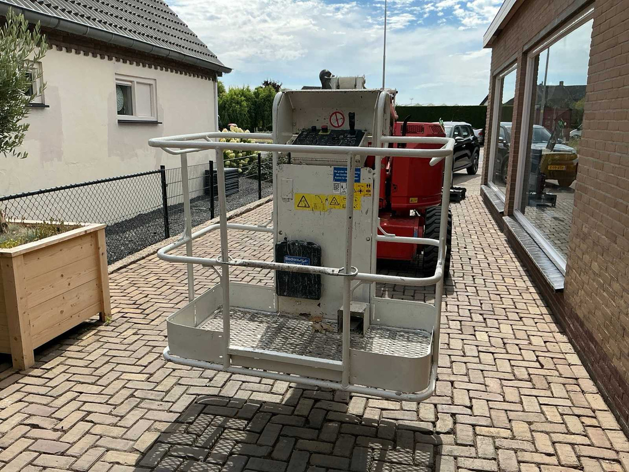 Genie Z-34/22 - Podizna platforma: slika Genie Z-34/22 - Podizna platforma Genie Z-34/22 - Podizna platforma: slika Genie Z-34/22 - Podizna platforma