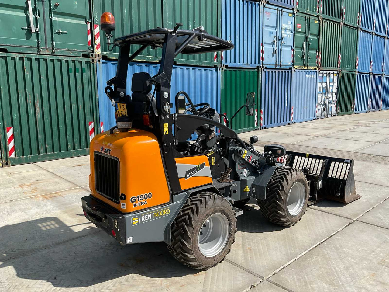 Giant G1500 X-TRA - Utovarivač na kotačima: slika Giant G1500 X-TRA - Utovarivač na kotačima Giant G1500 X-TRA - Utovarivač na kotačima: slika Giant G1500 X-TRA - Utovarivač na kotačima