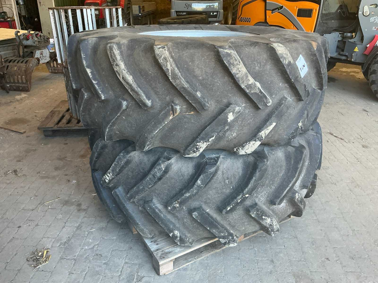 Goodyear - Gume i felge za Traktor: slika Goodyear - Gume i felge za Traktor Goodyear - Gume i felge za Traktor: slika Goodyear - Gume i felge za Traktor