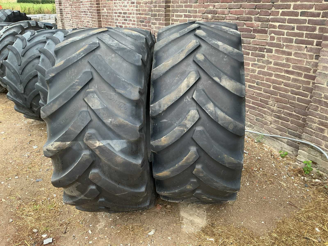 Goodyear Optitrac DT 824 - Gume i felge za Traktor: slika Goodyear Optitrac DT 824 - Gume i felge za Traktor Goodyear Optitrac DT 824 - Gume i felge za Traktor: slika Goodyear Optitrac DT 824 - Gume i felge za Traktor