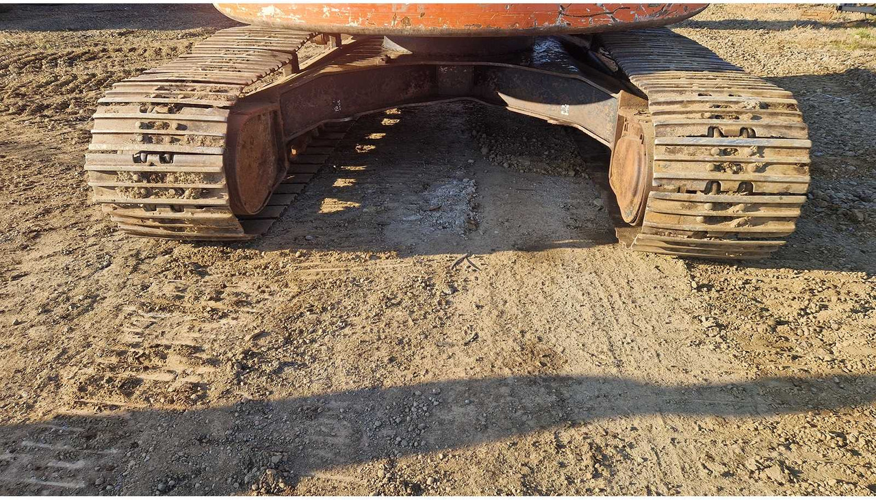 Bager HITACHI - ZAXIS 225 - TRACKED EXCAVATOR - 2006: slika Bager HITACHI - ZAXIS 225 - TRACKED EXCAVATOR - 2006