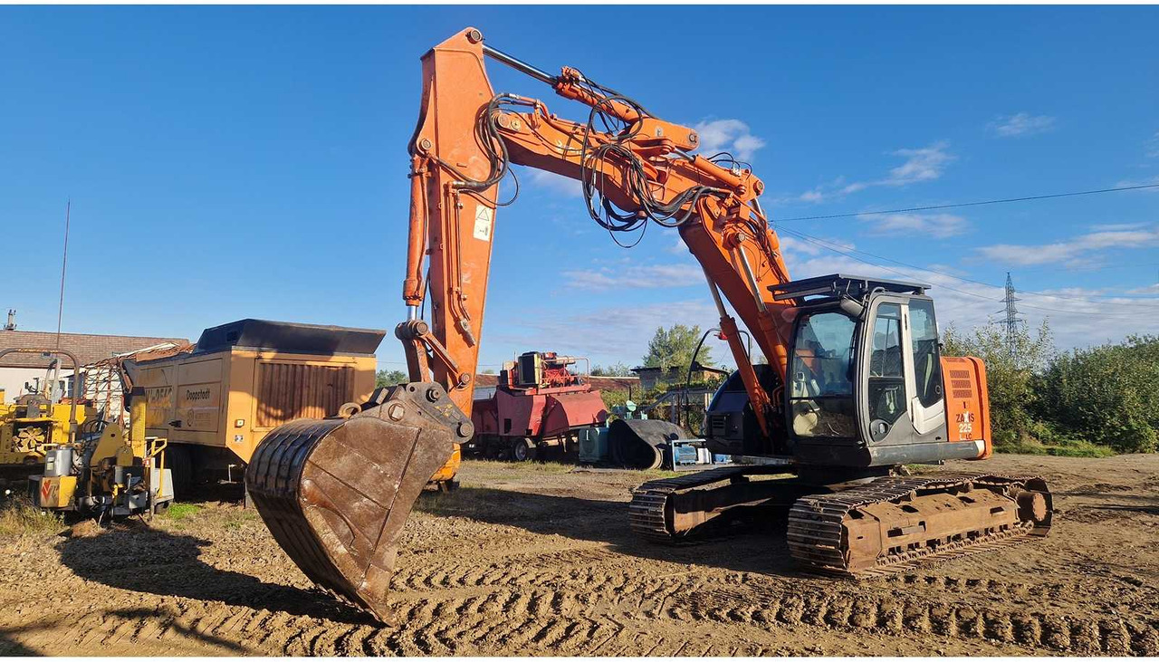 HITACHI - ZAXIS 225 - TRACKED EXCAVATOR - 2006 - Bager: slika HITACHI - ZAXIS 225 - TRACKED EXCAVATOR - 2006 - Bager HITACHI - ZAXIS 225 - TRACKED EXCAVATOR - 2006 - Bager: slika HITACHI - ZAXIS 225 - TRACKED EXCAVATOR - 2006 - Bager