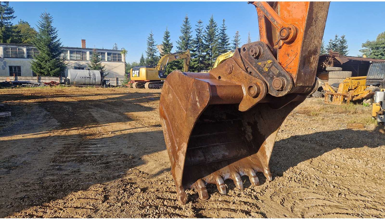 Bager HITACHI - ZAXIS 225 - TRACKED EXCAVATOR - 2006: slika Bager HITACHI - ZAXIS 225 - TRACKED EXCAVATOR - 2006