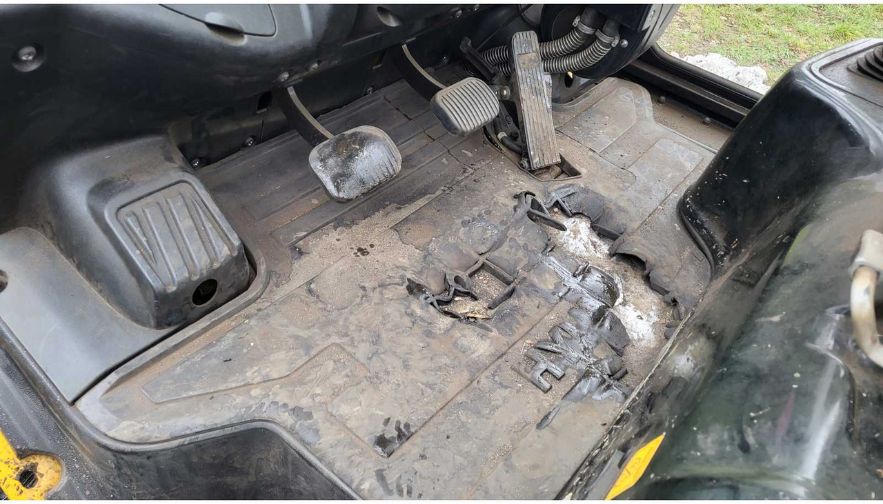 HYUNDAI 30D-9 DISEL FORKLIFT - Viličar: slika HYUNDAI 30D-9 DISEL FORKLIFT - Viličar HYUNDAI 30D-9 DISEL FORKLIFT - Viličar: slika HYUNDAI 30D-9 DISEL FORKLIFT - Viličar