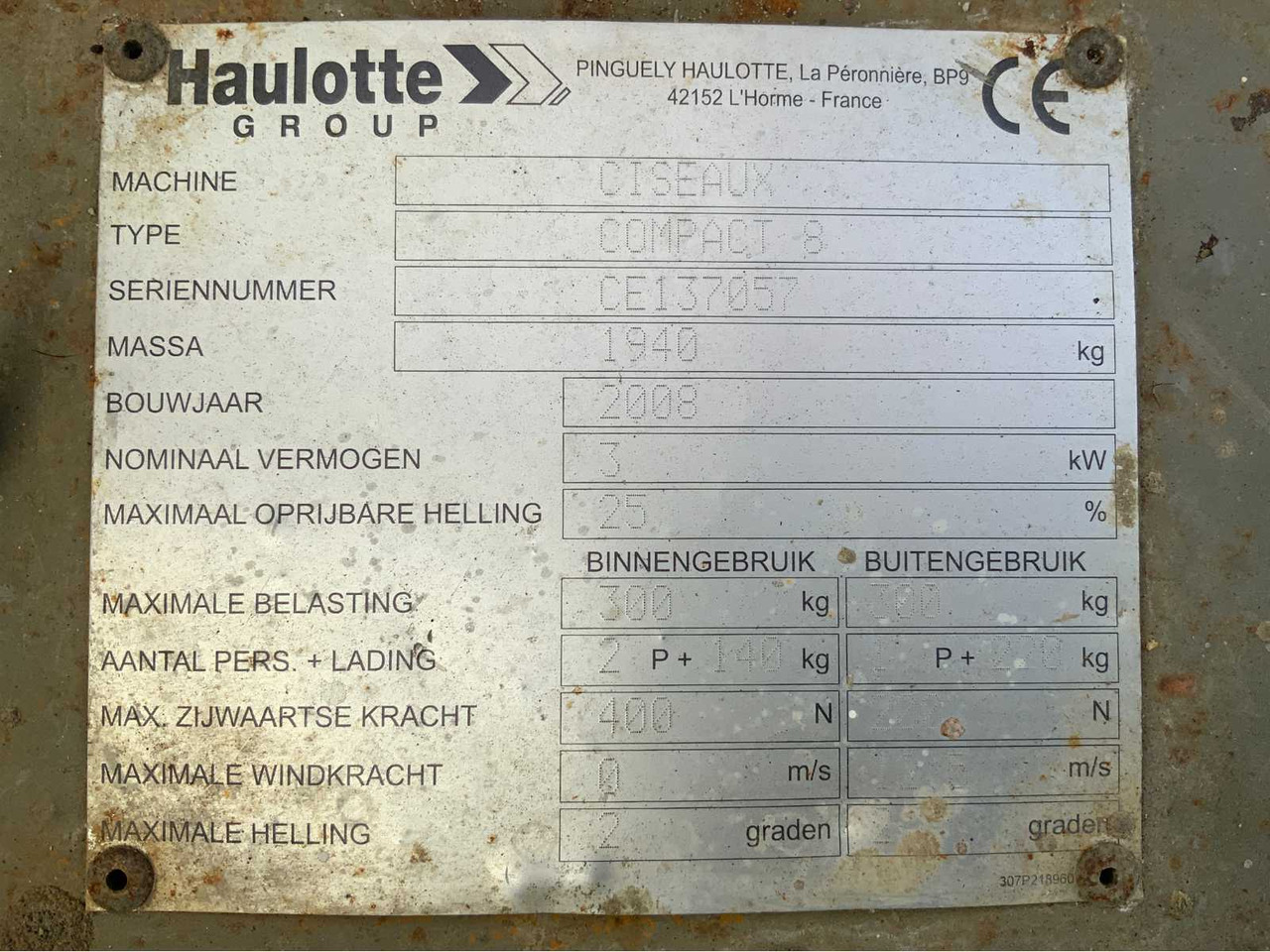 Podizna platforma Haulotte Compact 8: slika Podizna platforma Haulotte Compact 8
