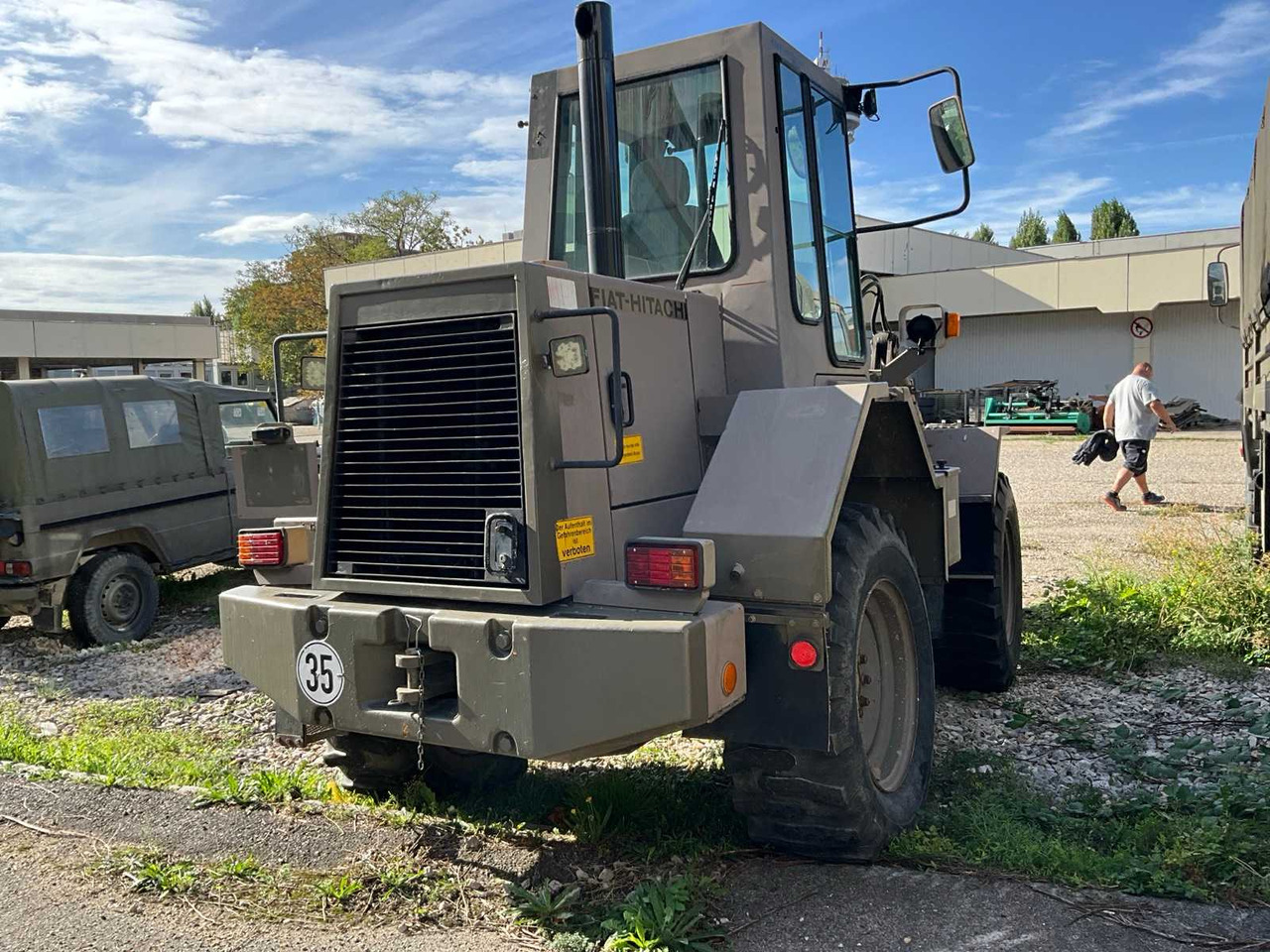 Hitachi FR 70PL Radlader mit Zubehör - Utovarivač na kotačima: slika Hitachi FR 70PL Radlader mit Zubehör - Utovarivač na kotačima Hitachi FR 70PL Radlader mit Zubehör - Utovarivač na kotačima: slika Hitachi FR 70PL Radlader mit Zubehör - Utovarivač na kotačima