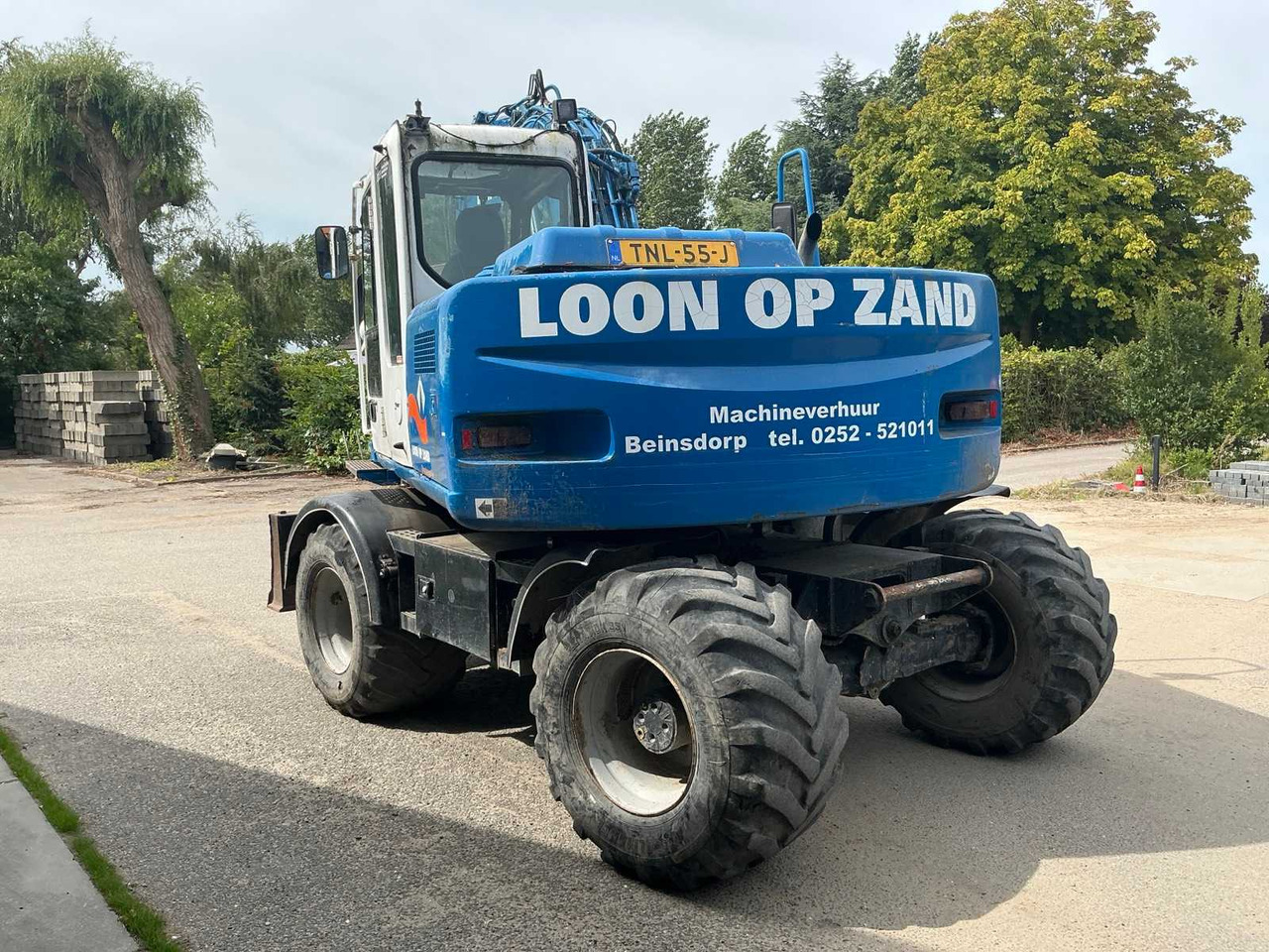Hitachi ZX130W - Bager na kotačima: slika Hitachi ZX130W - Bager na kotačima Hitachi ZX130W - Bager na kotačima: slika Hitachi ZX130W - Bager na kotačima