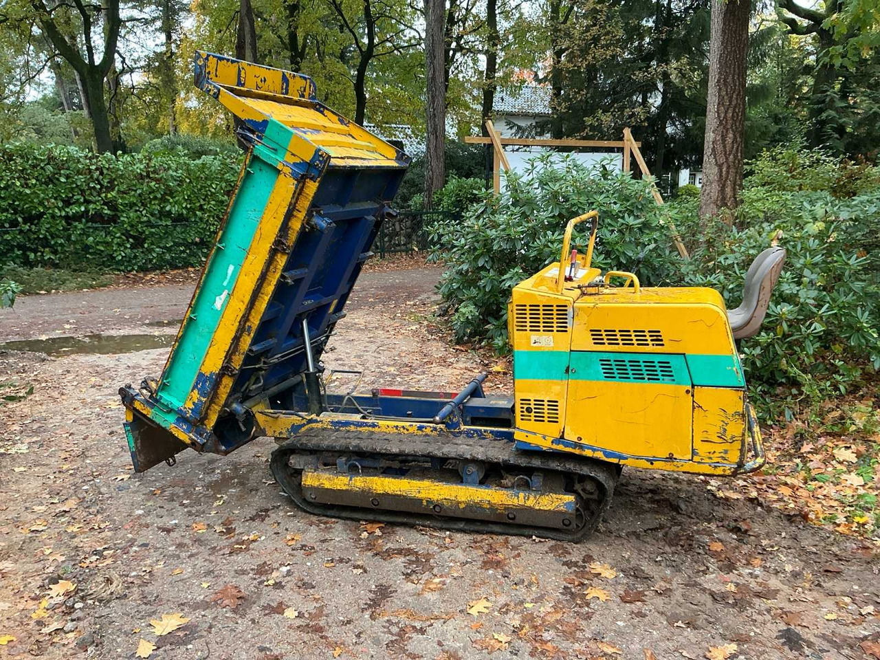 Istovarivač Huki HUKI 120H DUMPER: slika Istovarivač Huki HUKI 120H DUMPER Istovarivač Huki HUKI 120H DUMPER: slika Istovarivač Huki HUKI 120H DUMPER