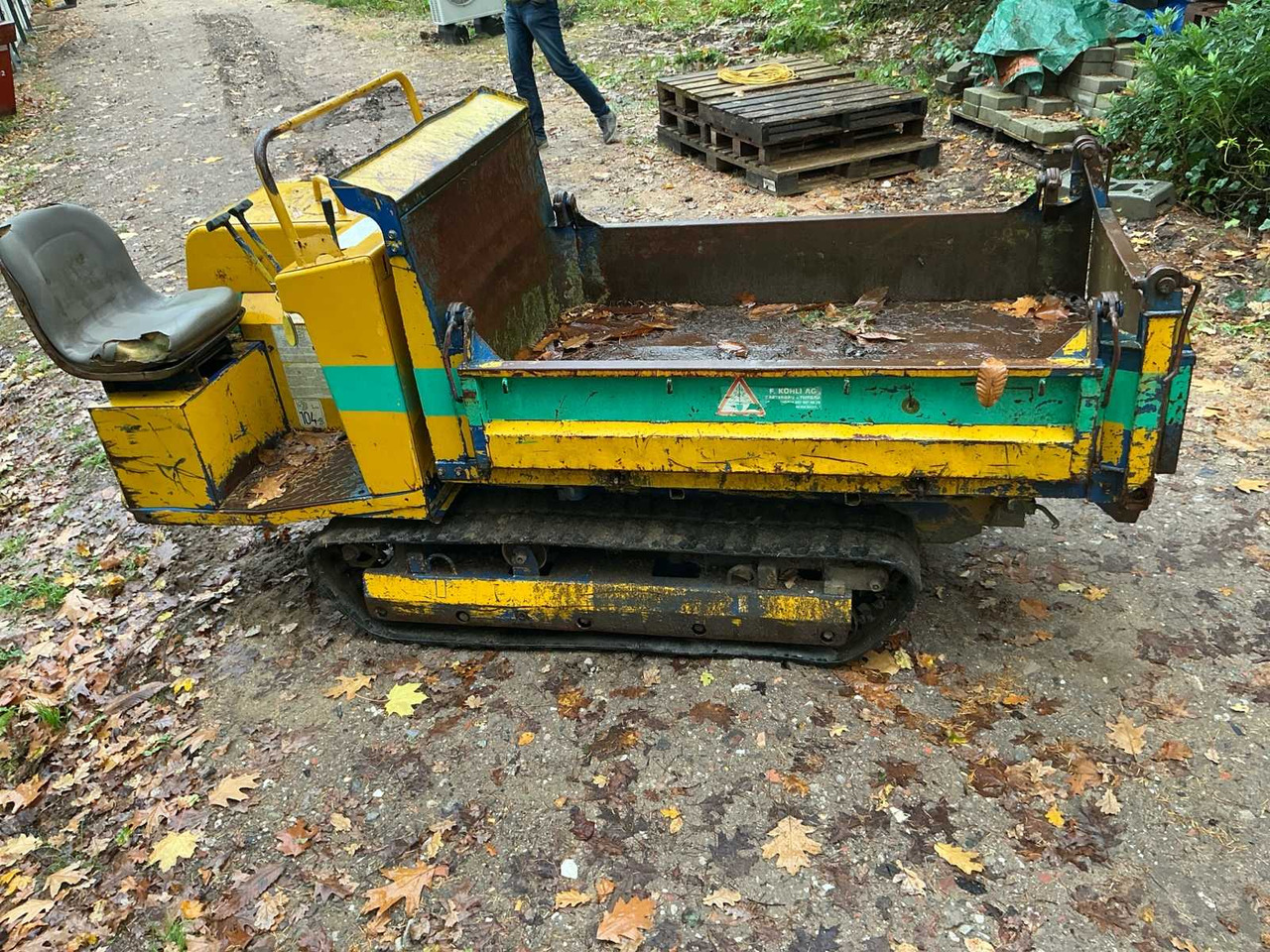 Istovarivač Huki HUKI 120H DUMPER: slika Istovarivač Huki HUKI 120H DUMPER Istovarivač Huki HUKI 120H DUMPER: slika Istovarivač Huki HUKI 120H DUMPER