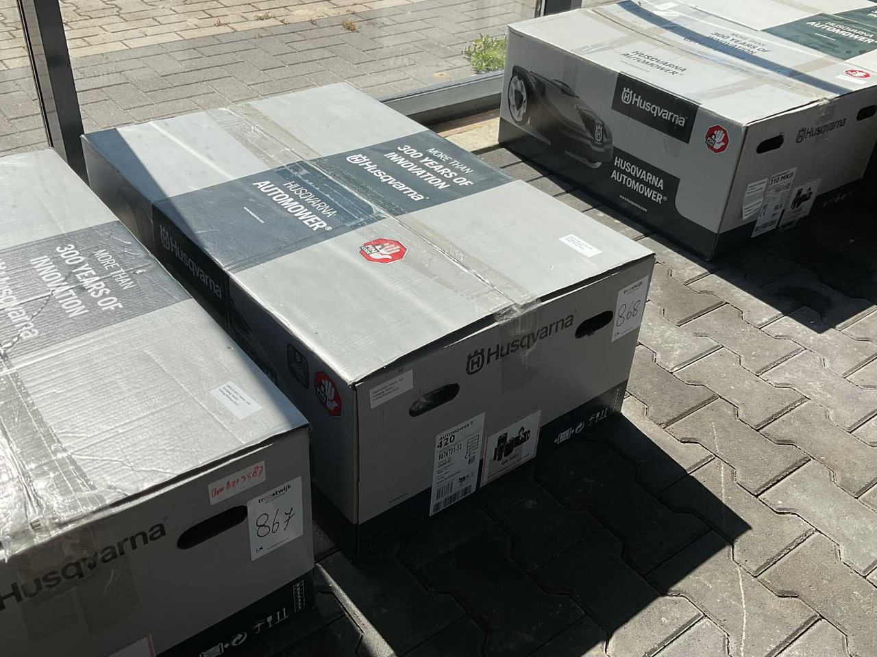 Husqvarna Automower 440 - Vrtna kosilica: slika Husqvarna Automower 440 - Vrtna kosilica Husqvarna Automower 440 - Vrtna kosilica: slika Husqvarna Automower 440 - Vrtna kosilica