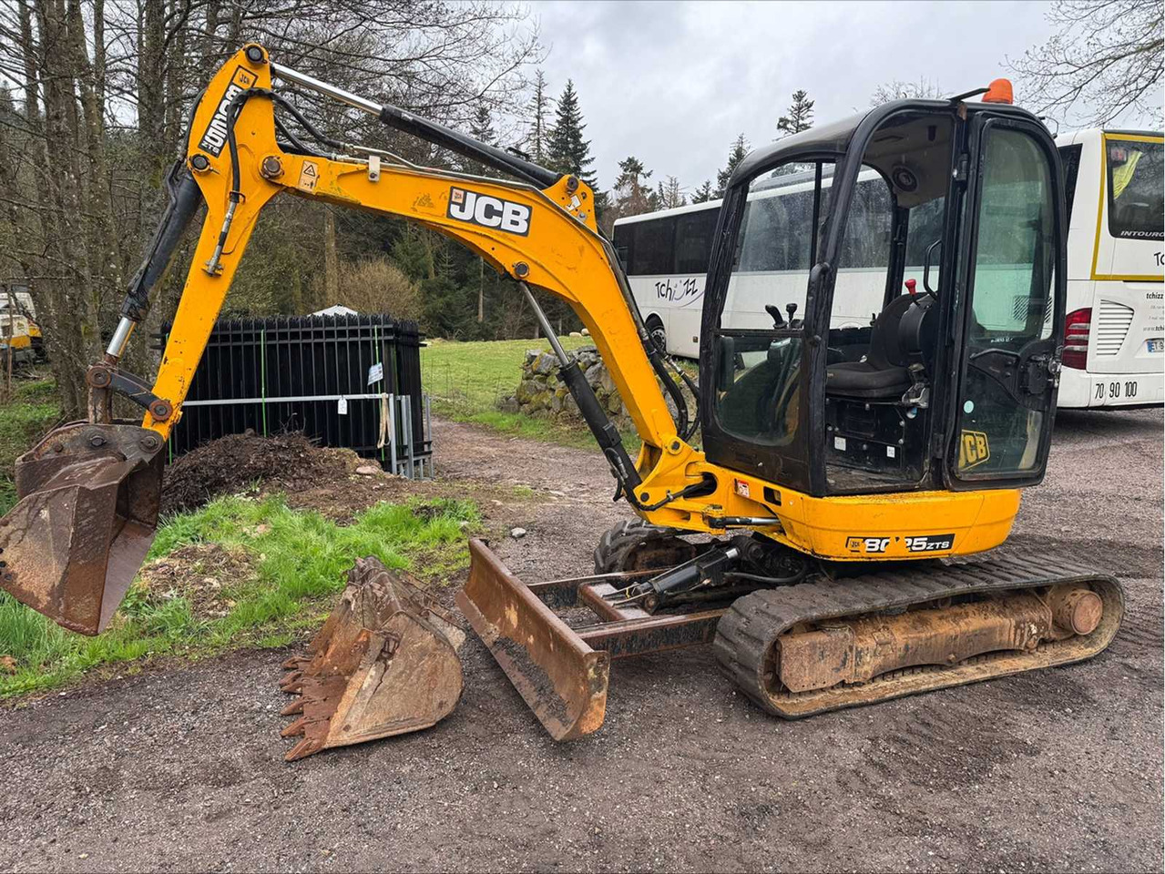 JCB - 2015 - 8025 - MINI EXCAVATOR - Mini bager: slika JCB - 2015 - 8025 - MINI EXCAVATOR - Mini bager JCB - 2015 - 8025 - MINI EXCAVATOR - Mini bager: slika JCB - 2015 - 8025 - MINI EXCAVATOR - Mini bager