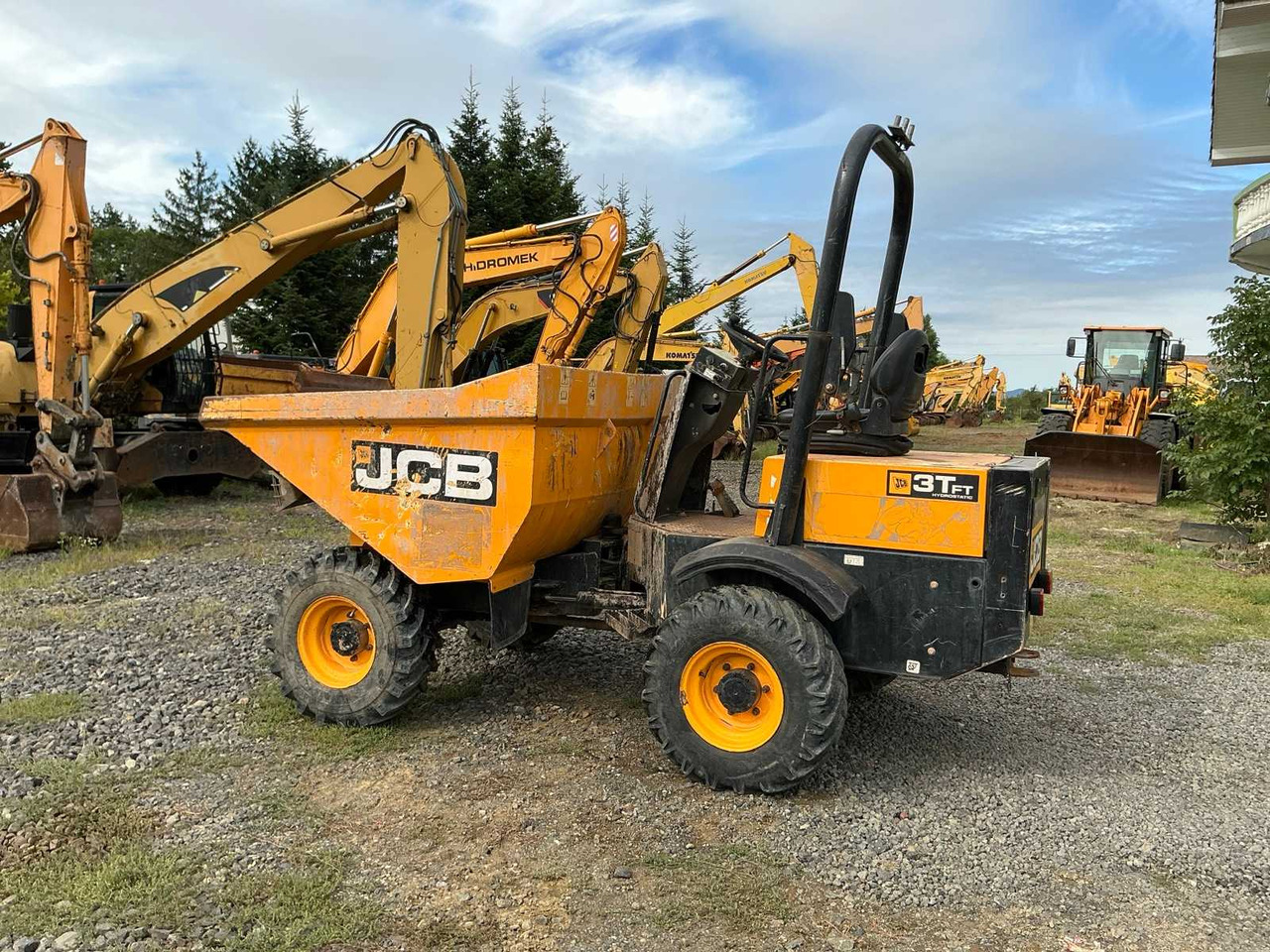 JCB - 3T FT - DUMPER TRUCK - 2019 - Mini istovarivač: slika JCB - 3T FT - DUMPER TRUCK - 2019 - Mini istovarivač JCB - 3T FT - DUMPER TRUCK - 2019 - Mini istovarivač: slika JCB - 3T FT - DUMPER TRUCK - 2019 - Mini istovarivač