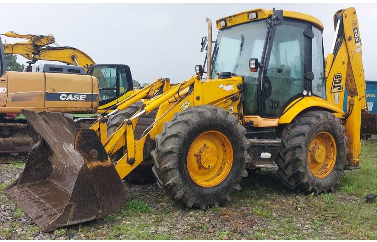 JCB 4CX BACKHOE LOADER WITH 4-IN-1 BUCKET AND TELESCOPIC BOOM - Rovokopač-utovarivač: slika JCB 4CX BACKHOE LOADER WITH 4-IN-1 BUCKET AND TELESCOPIC BOOM - Rovokopač-utovarivač JCB 4CX BACKHOE LOADER WITH 4-IN-1 BUCKET AND TELESCOPIC BOOM - Rovokopač-utovarivač: slika JCB 4CX BACKHOE LOADER WITH 4-IN-1 BUCKET AND TELESCOPIC BOOM - Rovokopač-utovarivač