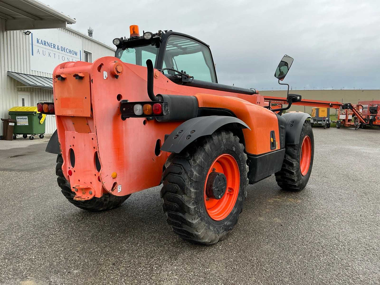 JCB 535-95 - Mini utovarivač: slika JCB 535-95 - Mini utovarivač JCB 535-95 - Mini utovarivač: slika JCB 535-95 - Mini utovarivač