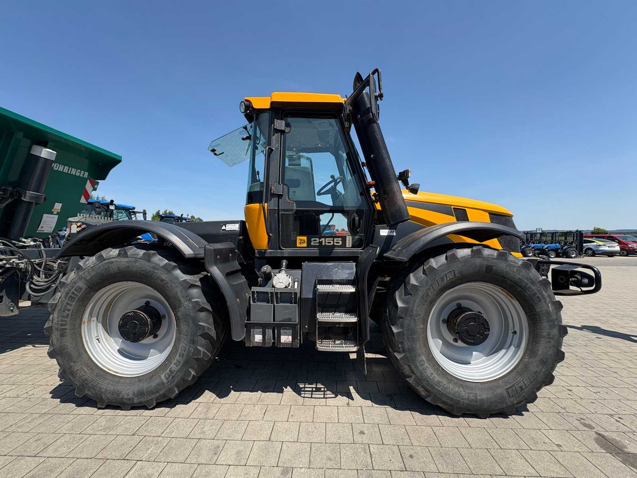 JCB Fastrac 2155 - 4WS - Traktor: slika JCB Fastrac 2155 - 4WS - Traktor JCB Fastrac 2155 - 4WS - Traktor: slika JCB Fastrac 2155 - 4WS - Traktor