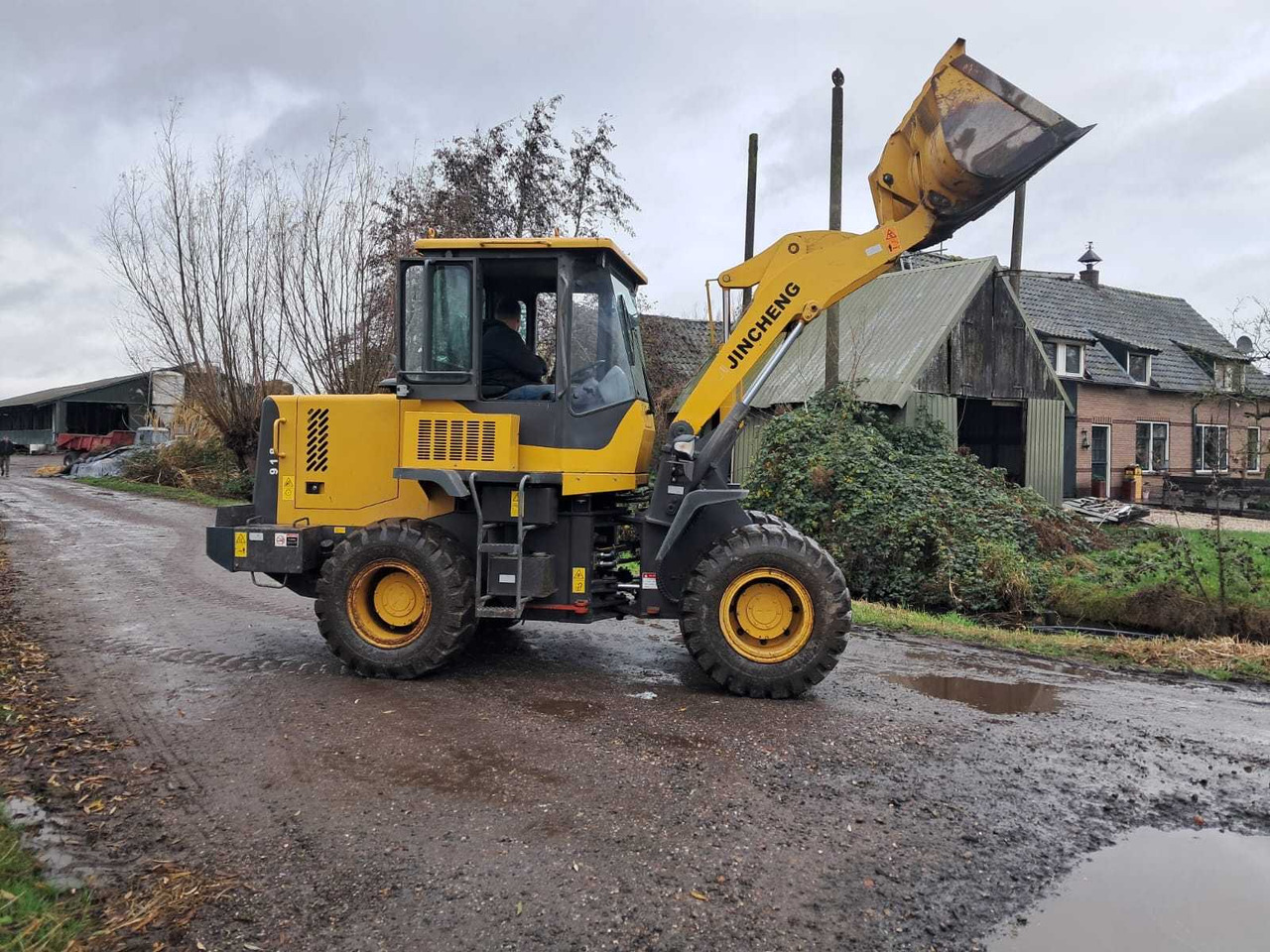 JINCHENG 918 SHOVEL - Utovarivač na kotačima: slika JINCHENG 918 SHOVEL - Utovarivač na kotačima JINCHENG 918 SHOVEL - Utovarivač na kotačima: slika JINCHENG 918 SHOVEL - Utovarivač na kotačima