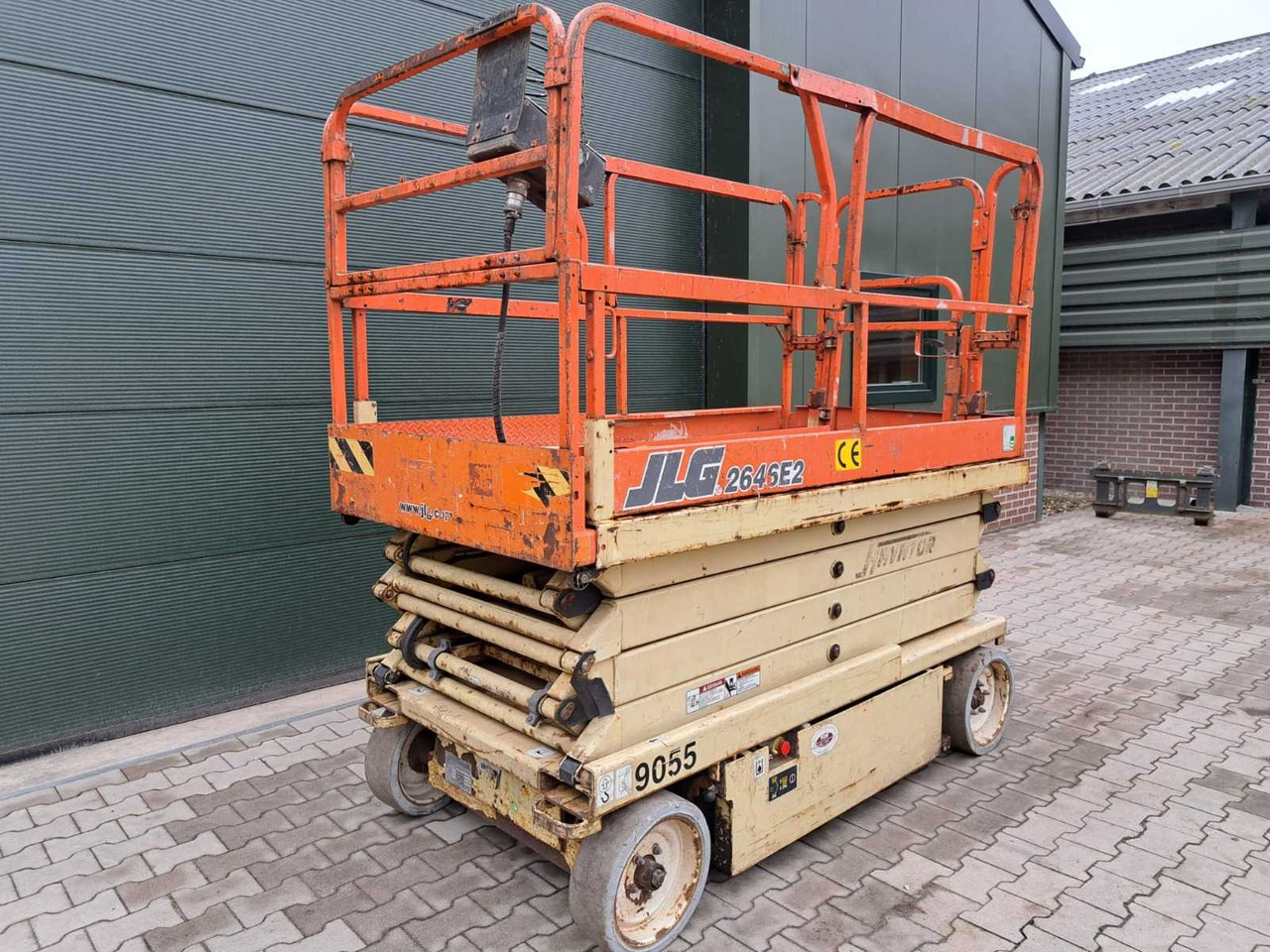 JLG - 2646E - AERIAL PLATFORM - Podizna platforma: slika JLG - 2646E - AERIAL PLATFORM - Podizna platforma JLG - 2646E - AERIAL PLATFORM - Podizna platforma: slika JLG - 2646E - AERIAL PLATFORM - Podizna platforma