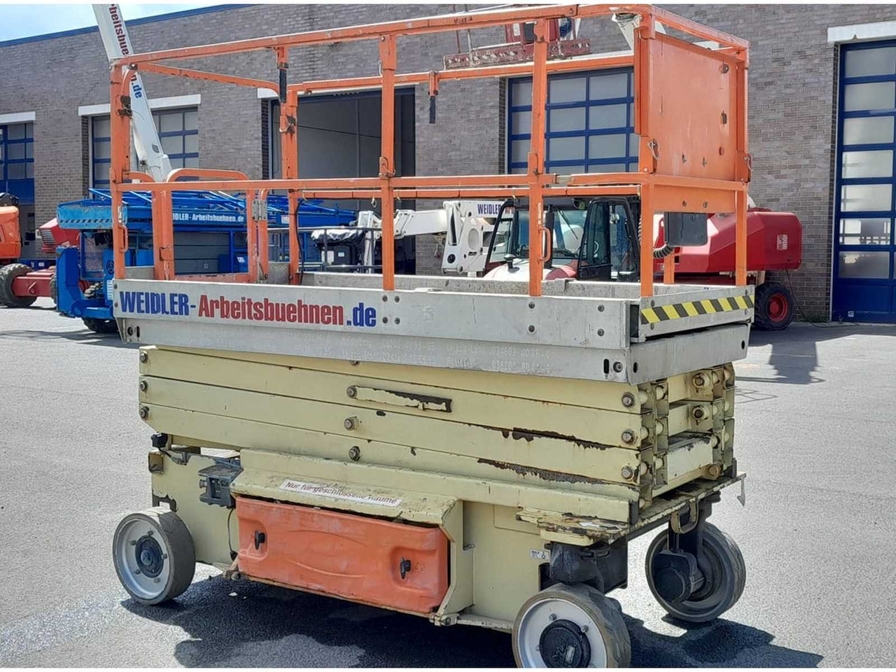 JLG 2646ES - Podizna platforma: slika JLG 2646ES - Podizna platforma JLG 2646ES - Podizna platforma: slika JLG 2646ES - Podizna platforma