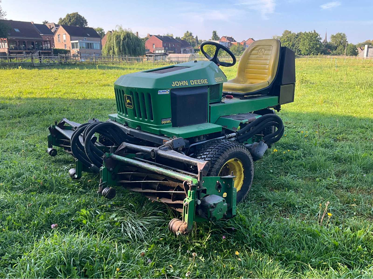 John Deere 2653A - Vrtna kosilica: slika John Deere 2653A - Vrtna kosilica John Deere 2653A - Vrtna kosilica: slika John Deere 2653A - Vrtna kosilica