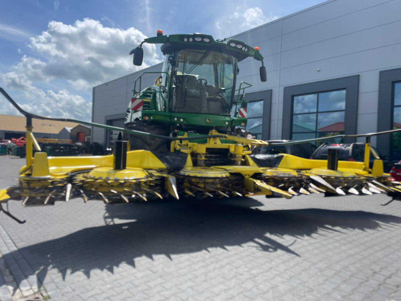 John Deere 475 Plus - Silažni kombajn: slika John Deere 475 Plus - Silažni kombajn John Deere 475 Plus - Silažni kombajn: slika John Deere 475 Plus - Silažni kombajn