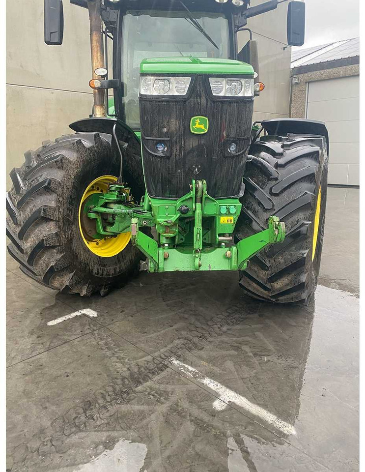 John Deere 7230R - Traktor: slika John Deere 7230R - Traktor John Deere 7230R - Traktor: slika John Deere 7230R - Traktor