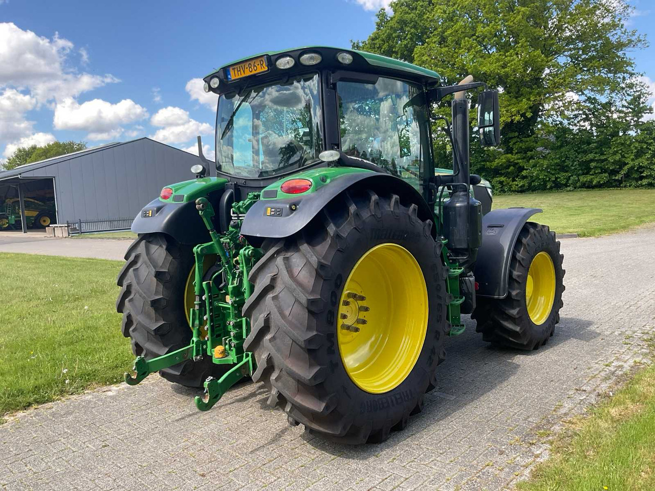 John deere 6155R - Traktor: slika John deere 6155R - Traktor John deere 6155R - Traktor: slika John deere 6155R - Traktor