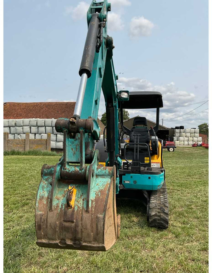 KUBOTA U-30-5 MIDI CRAWLER EXCAVATOR - Bager: slika KUBOTA U-30-5 MIDI CRAWLER EXCAVATOR - Bager KUBOTA U-30-5 MIDI CRAWLER EXCAVATOR - Bager: slika KUBOTA U-30-5 MIDI CRAWLER EXCAVATOR - Bager