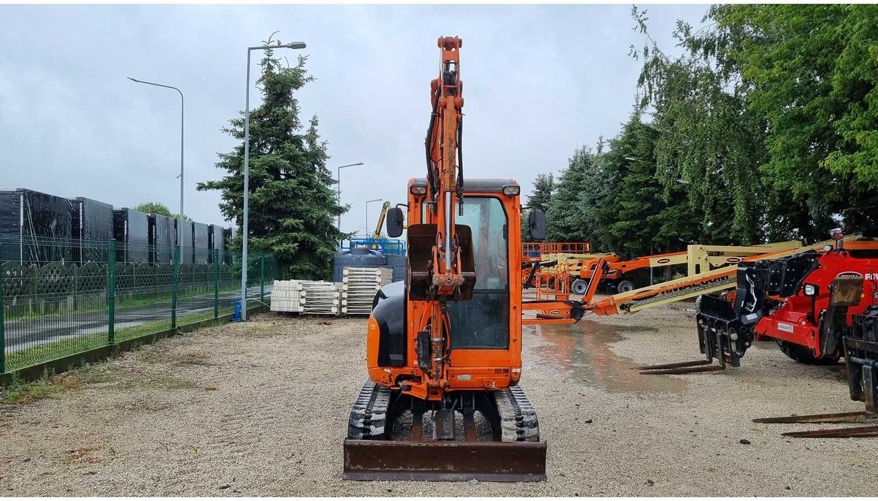 KUBOTA U27-4 - Mini bager: slika KUBOTA U27-4 - Mini bager KUBOTA U27-4 - Mini bager: slika KUBOTA U27-4 - Mini bager