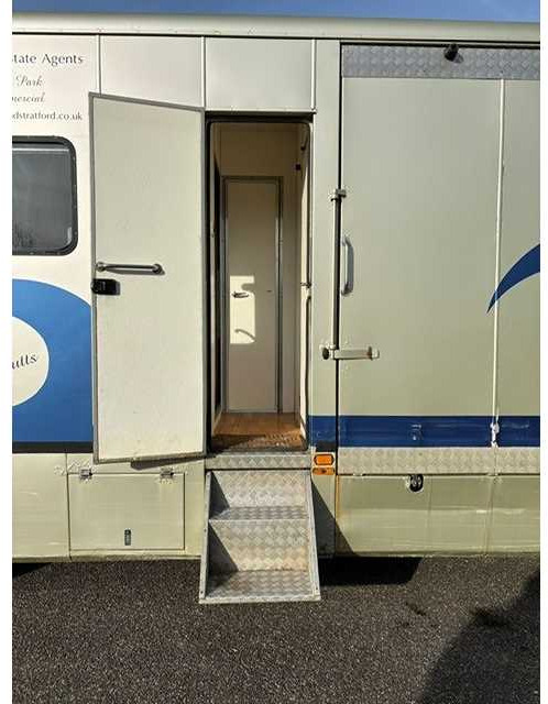 Kamion 1993 VOLVO FL 612 TRUCK HORSE TRAILER: slika Kamion 1993 VOLVO FL 612 TRUCK HORSE TRAILER Kamion 1993 VOLVO FL 612 TRUCK HORSE TRAILER: slika Kamion 1993 VOLVO FL 612 TRUCK HORSE TRAILER