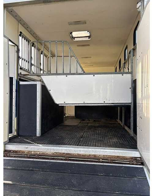 Kamion 1993 VOLVO FL 612 TRUCK HORSE TRAILER: slika Kamion 1993 VOLVO FL 612 TRUCK HORSE TRAILER Kamion 1993 VOLVO FL 612 TRUCK HORSE TRAILER: slika Kamion 1993 VOLVO FL 612 TRUCK HORSE TRAILER