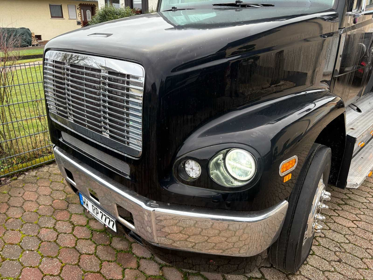 1999 FORD THX26MO – UNIQUE US SHOW TRUCK WITH LIVING SPACE CONVERSION - Kamion: slika 1999 FORD THX26MO – UNIQUE US SHOW TRUCK WITH LIVING SPACE CONVERSION - Kamion 1999 FORD THX26MO – UNIQUE US SHOW TRUCK WITH LIVING SPACE CONVERSION - Kamion: slika 1999 FORD THX26MO – UNIQUE US SHOW TRUCK WITH LIVING SPACE CONVERSION - Kamion