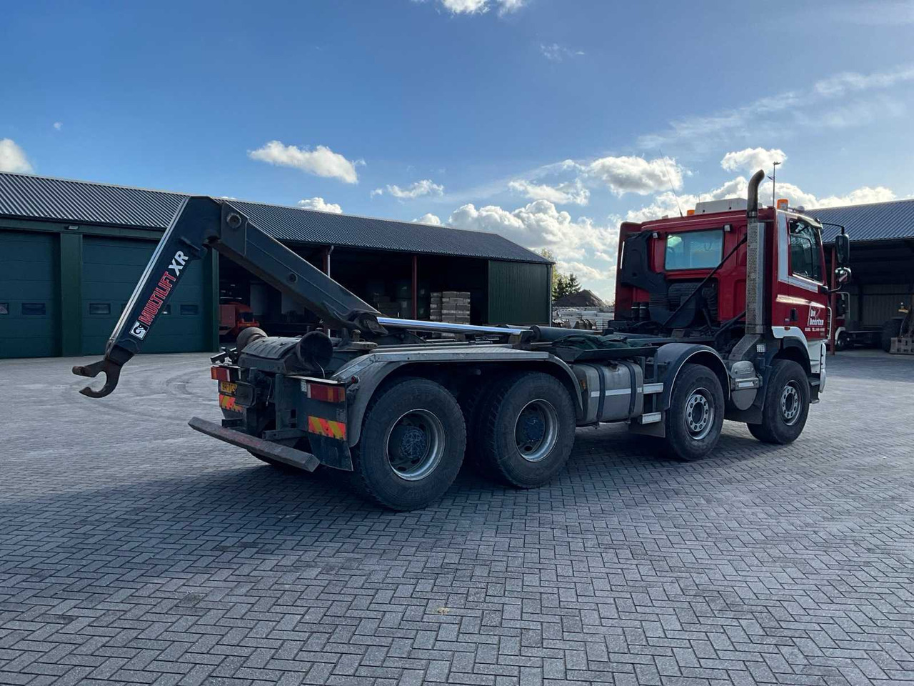 2009 DAF CF 85.460 8X4 TRUCK "30T HOOKLIFT" - Kamion: slika 2009 DAF CF 85.460 8X4 TRUCK "30T HOOKLIFT" - Kamion 2009 DAF CF 85.460 8X4 TRUCK "30T HOOKLIFT" - Kamion: slika 2009 DAF CF 85.460 8X4 TRUCK "30T HOOKLIFT" - Kamion