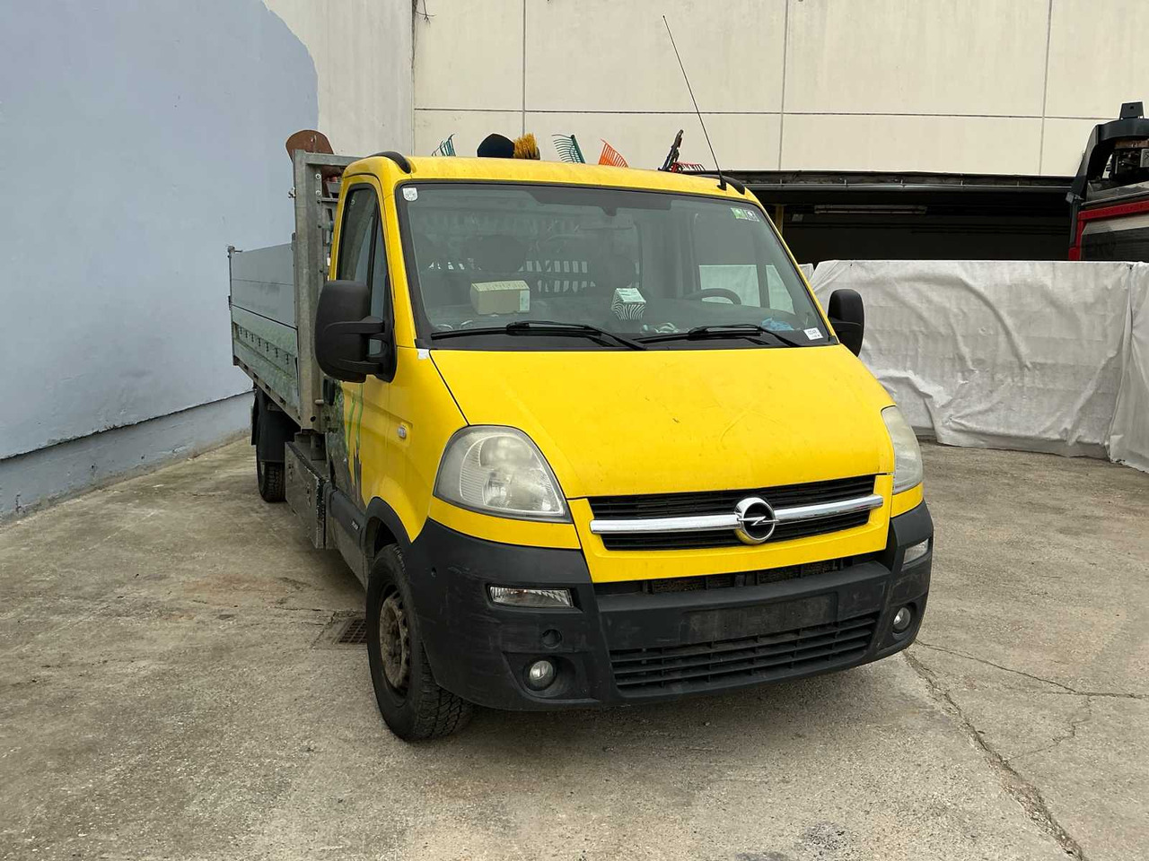 2010 OPEL MOVANO 2.5 CDTI TRANSPORTER FLATBED - Kamion: slika 2010 OPEL MOVANO 2.5 CDTI TRANSPORTER FLATBED - Kamion 2010 OPEL MOVANO 2.5 CDTI TRANSPORTER FLATBED - Kamion: slika 2010 OPEL MOVANO 2.5 CDTI TRANSPORTER FLATBED - Kamion