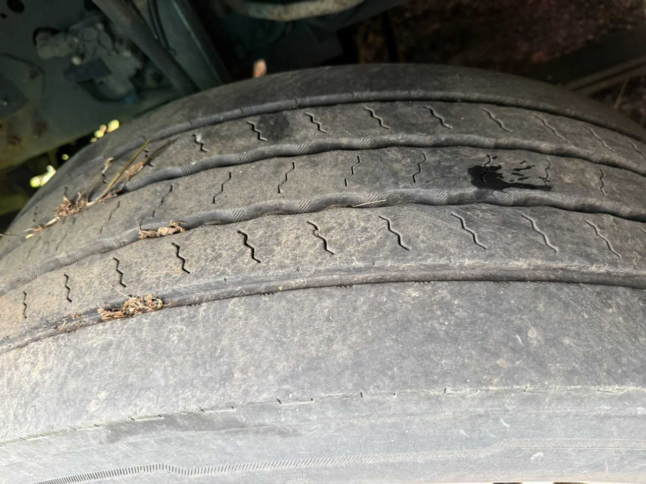 Kamion 2010 VOLVO FE260 - RIGID WITH TAILGATE - 7.1L DIESEL – AIR-CONDITIONED: slika Kamion 2010 VOLVO FE260 - RIGID WITH TAILGATE - 7.1L DIESEL – AIR-CONDITIONED Kamion 2010 VOLVO FE260 - RIGID WITH TAILGATE - 7.1L DIESEL – AIR-CONDITIONED: slika Kamion 2010 VOLVO FE260 - RIGID WITH TAILGATE - 7.1L DIESEL – AIR-CONDITIONED