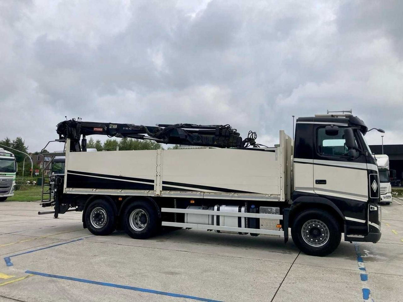 2013 VOLVO FH CRANE TRUCK - TRUCK - Kamion: slika 2013 VOLVO FH CRANE TRUCK - TRUCK - Kamion 2013 VOLVO FH CRANE TRUCK - TRUCK - Kamion: slika 2013 VOLVO FH CRANE TRUCK - TRUCK - Kamion