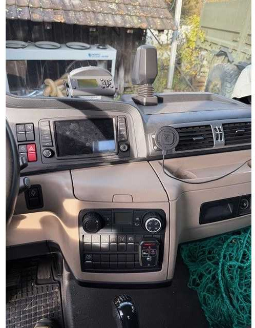 Kamion 2017 MAN TGL 7.180 TRUCK WITH BRIDGE AND REAR CRANE: slika Kamion 2017 MAN TGL 7.180 TRUCK WITH BRIDGE AND REAR CRANE Kamion 2017 MAN TGL 7.180 TRUCK WITH BRIDGE AND REAR CRANE: slika Kamion 2017 MAN TGL 7.180 TRUCK WITH BRIDGE AND REAR CRANE