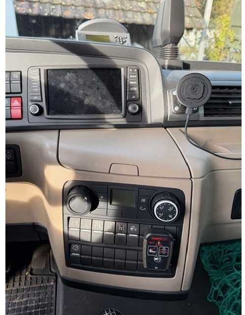 Kamion 2017 MAN TGL 7.180 TRUCK WITH BRIDGE AND REAR CRANE: slika Kamion 2017 MAN TGL 7.180 TRUCK WITH BRIDGE AND REAR CRANE Kamion 2017 MAN TGL 7.180 TRUCK WITH BRIDGE AND REAR CRANE: slika Kamion 2017 MAN TGL 7.180 TRUCK WITH BRIDGE AND REAR CRANE