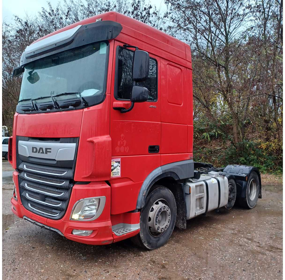 2019 DAF XF 450FTP TRACTOR UNIT (74114-32) - Kamion: slika 2019 DAF XF 450FTP TRACTOR UNIT (74114-32) - Kamion 2019 DAF XF 450FTP TRACTOR UNIT (74114-32) - Kamion: slika 2019 DAF XF 450FTP TRACTOR UNIT (74114-32) - Kamion