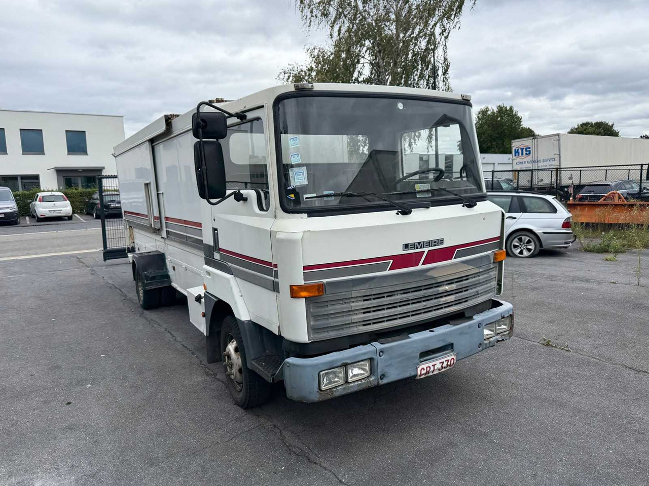 NISSAN - 1991 - L50.09 - TRUCK - Kamion: slika NISSAN - 1991 - L50.09 - TRUCK - Kamion NISSAN - 1991 - L50.09 - TRUCK - Kamion: slika NISSAN - 1991 - L50.09 - TRUCK - Kamion