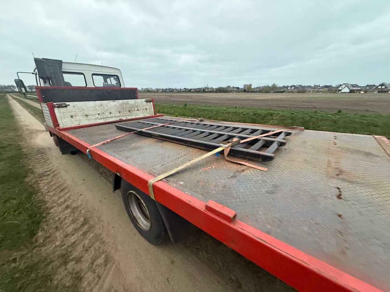 VOLVO - FL608-4X2-J 75 - TRUCK - 1993 - Kamion: slika VOLVO - FL608-4X2-J 75 - TRUCK - 1993 - Kamion VOLVO - FL608-4X2-J 75 - TRUCK - 1993 - Kamion: slika VOLVO - FL608-4X2-J 75 - TRUCK - 1993 - Kamion