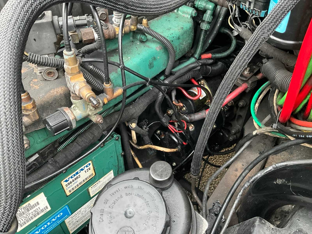 Kamion VOLVO - NH 12 - TORPEO 610 - TRUCK -1998: slika Kamion VOLVO - NH 12 - TORPEO 610 - TRUCK -1998