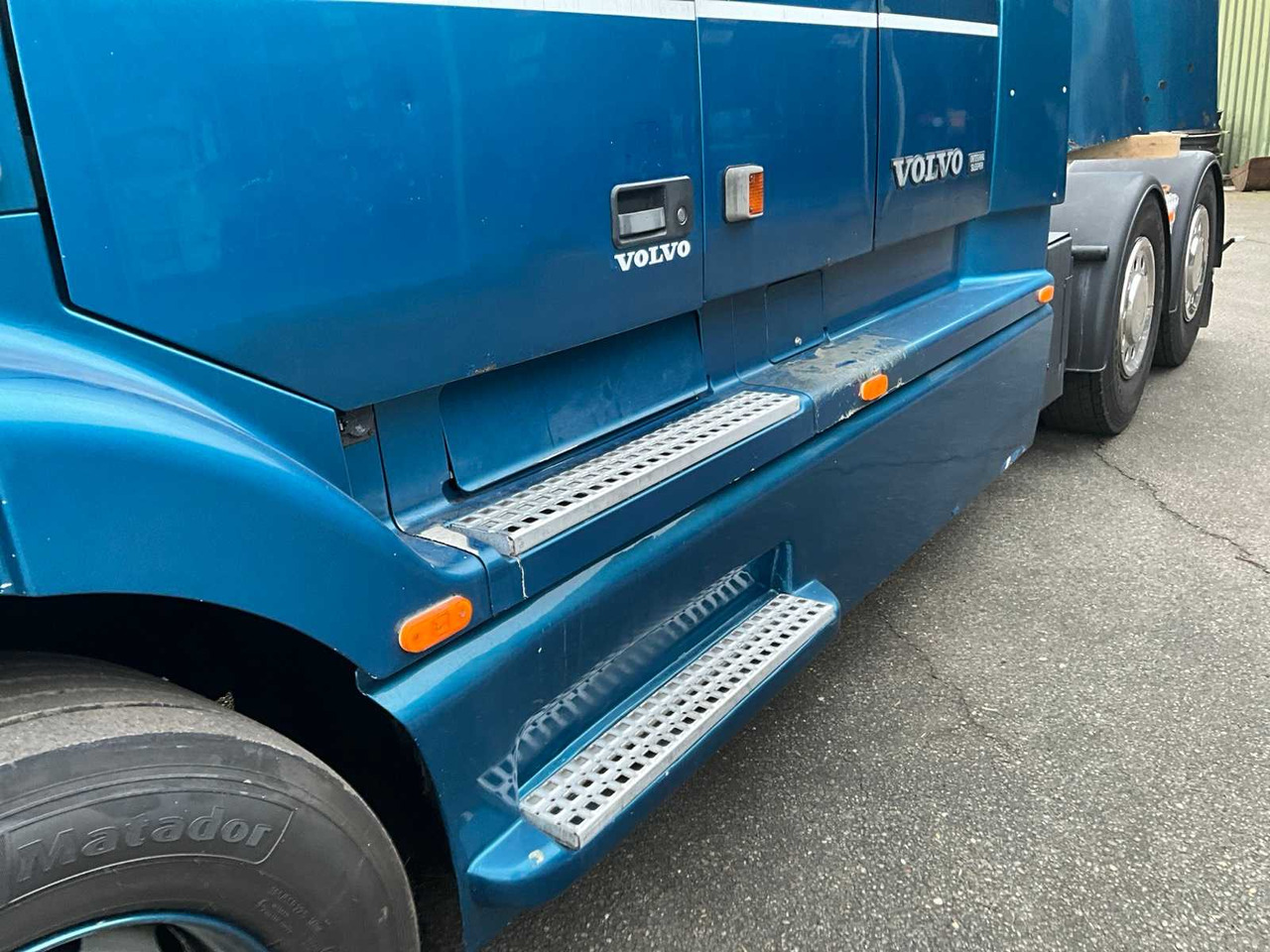 Kamion VOLVO - NH 12 - TORPEO 610 - TRUCK -1998: slika Kamion VOLVO - NH 12 - TORPEO 610 - TRUCK -1998