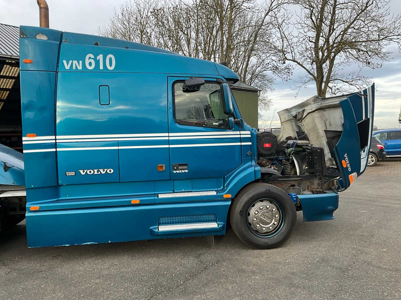 Kamion VOLVO - NH 12 - TORPEO 610 - TRUCK -1998: slika Kamion VOLVO - NH 12 - TORPEO 610 - TRUCK -1998