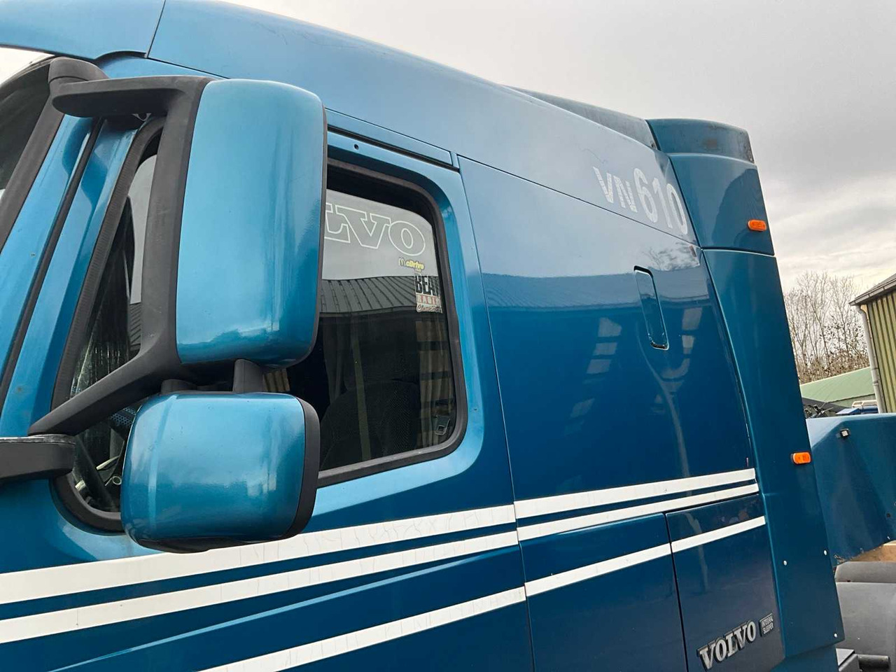 Kamion VOLVO - NH 12 - TORPEO 610 - TRUCK -1998: slika Kamion VOLVO - NH 12 - TORPEO 610 - TRUCK -1998